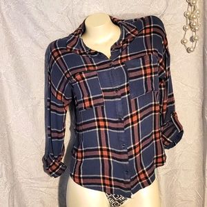 Charlotte Russe Distressed Comfy Flannel